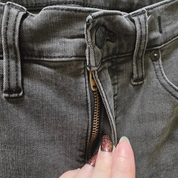 Madewell 9" Mid-Rise Skinny black ripped raw hem jeans size 27 Tall - Picture 6 of 12